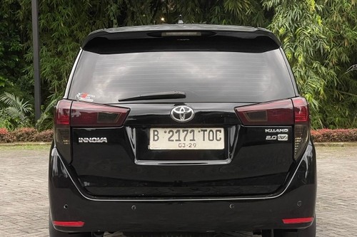 2017 Toyota Kijang Innova 2.0 V AT bekas