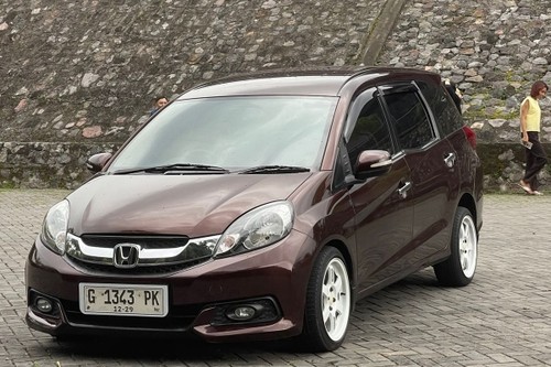 2014 Honda Mobilio E  MT tua