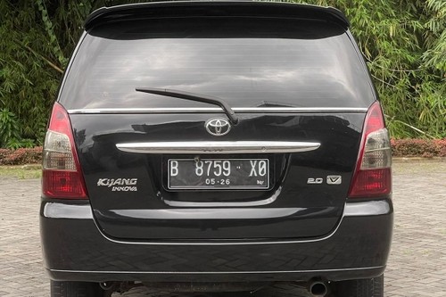 2006 Toyota Kijang Innova 2.0 V AT tua