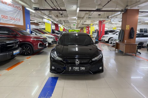 2018 Honda Civic Hatchback E CVT bekas