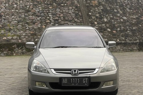 2005 Honda Accord 2.4L AT bekas