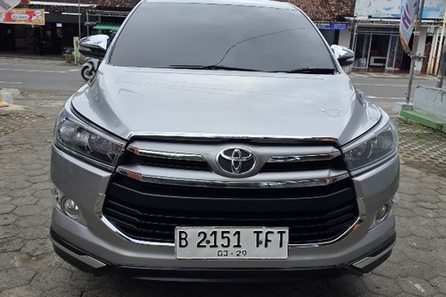 2016 Toyota Kijang Innova 2.0L Venturer AT