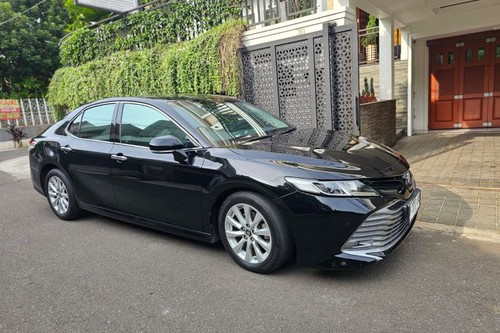 2019 Toyota Camry 2.5 V AT