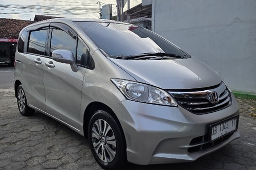 2013 Honda Freed PSD tua
