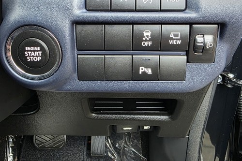 2025 Suzuki Baleno HB A/T bekas