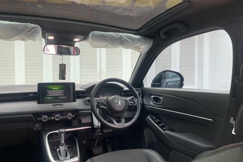 2022 Honda HRV 1.5L SE CVT bekas