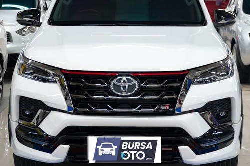 2017 Toyota Fortuner 4x2 2.8 GR Sport AT DSL bekas