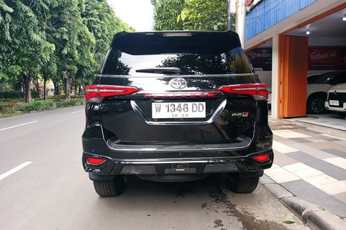 Dijual 2023 Toyota Fortuner 2.8 VRZ 4x2 AT TSS GR Aeropackage bekas