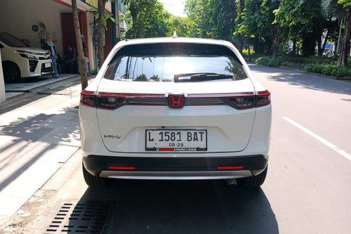 Dijual 2023 Honda HRV E CVT bekas