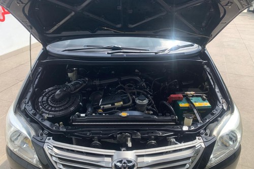 2013 Toyota Kijang Innova 2.0 G MT tua