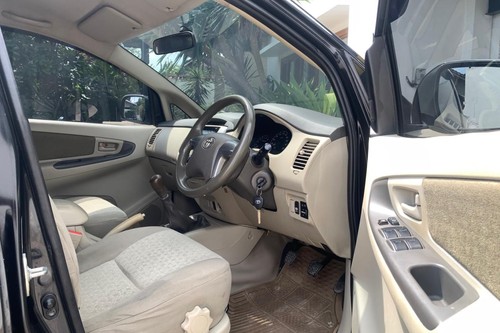 2013 Toyota Kijang Innova 2.0 G MT bekas