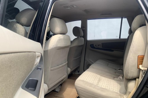 Dijual 2013 Toyota Kijang Innova 2.0 G MT bekas