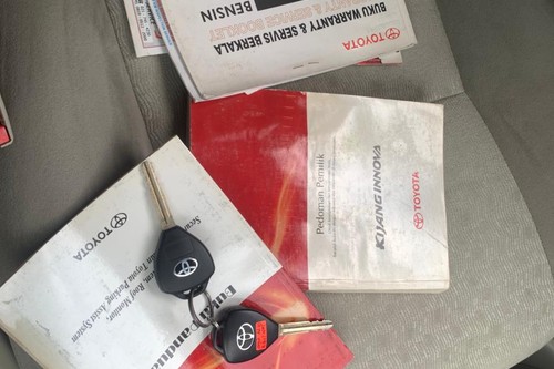 2013 Toyota Kijang Innova 2.0 G MT tua