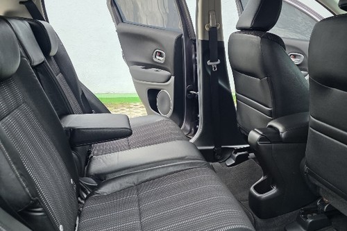 Dijual 2018 Honda HRV 1.5 E AT bekas