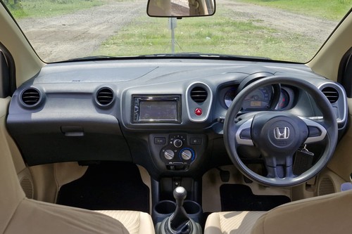 2025 Honda Mobilio E 1.5L MT tua