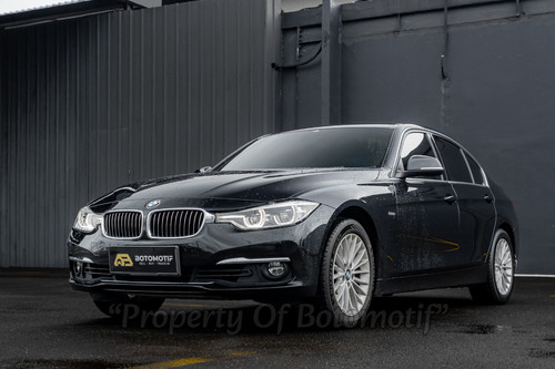 2018 BMW 3 Series Sedan  320i F30 SPORT