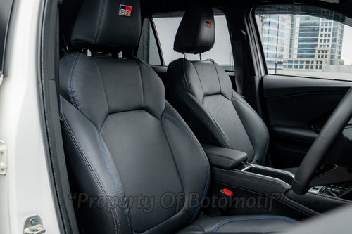 Dijual 2023 Toyota Yaris Cross 1.5 S Hybrid EV CVT TSS bekas