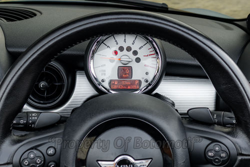 2011 MINI Convertible COOPER S CABRIO bekas
