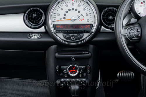 2011 MINI Convertible COOPER S CABRIO bekas