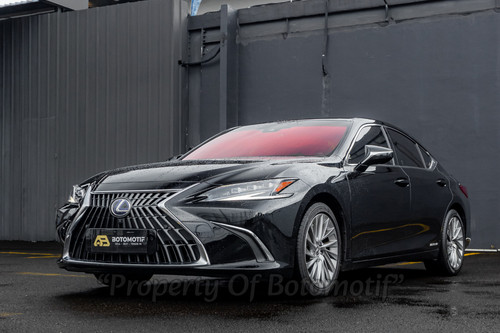 Used 2022 Lexus ES  300h Ultra Luxury