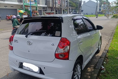 Used 2014 Toyota Etios Valco  EMT