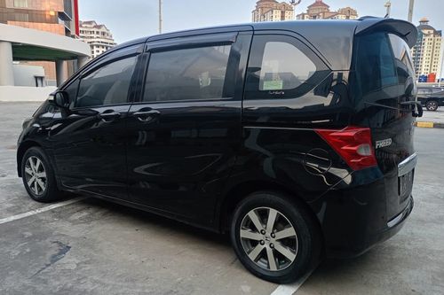 2011 Honda Freed PSD tua