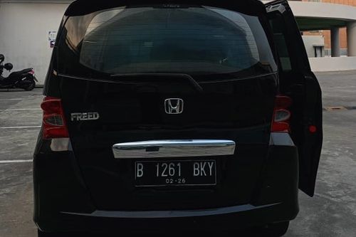 2011 Honda Freed PSD bekas