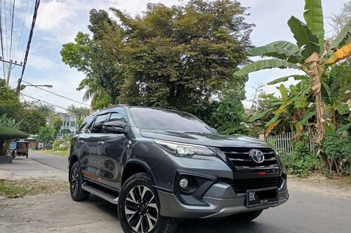 2017 Toyota Fortuner VRZ 4X2 TRD 2.4L AT bekas