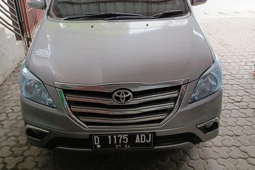 2015 Toyota Innova BENSIN G 2.0 AT bekas