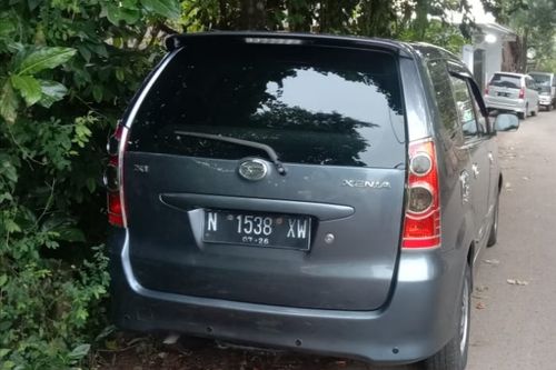 Beli mobil bekas