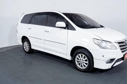 2013 Toyota Innova BENSIN V LUXURY 2.0 AT bekas