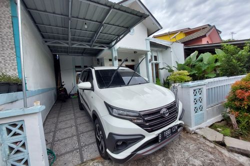 Beli mobil bekas