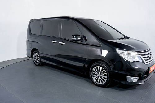 2017 Nissan Serena  2.0 HWS bekas