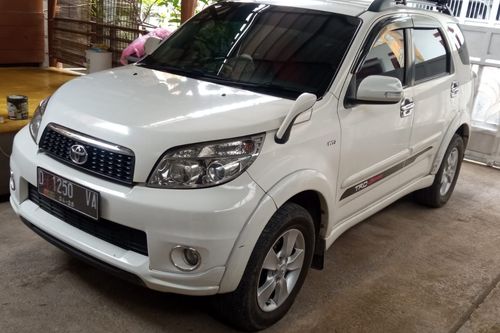 2015 Toyota Rush 1.5 G MT LUX tua