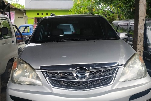 Used 2011 Daihatsu Xenia  XI VVTI 1.0 MT SPORTY