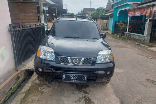 2005 Nissan X-Trail  2.5L 4AT 4x2 bekas