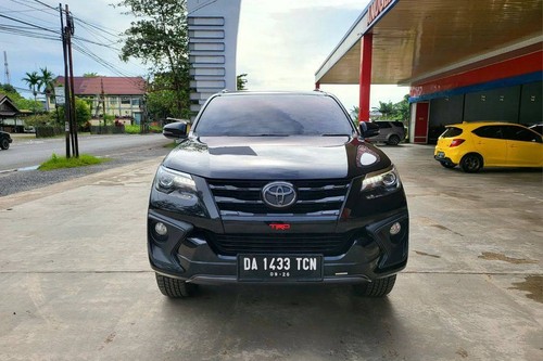 Used 2017 Toyota Fortuner SRZ 4X2 TRD 2.7L AT