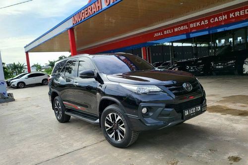 Second hand 2017 Toyota Fortuner SRZ 4X2 TRD 2.7L AT 
