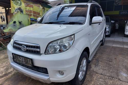 2013 Daihatsu Terios  TX MT bekas