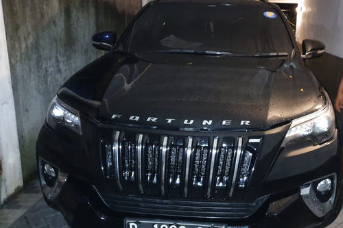 Second hand 2017 Toyota Fortuner SRZ 4X2 TRD 2.7L AT 