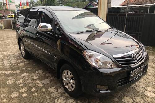 2011 Toyota Kijang Innova