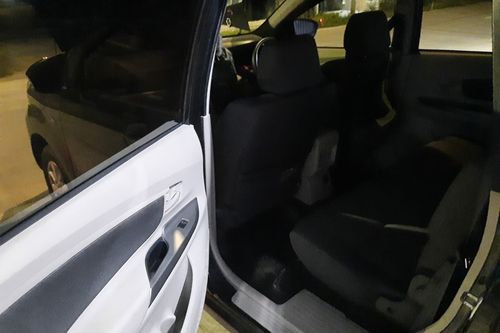 Beli mobil bekas