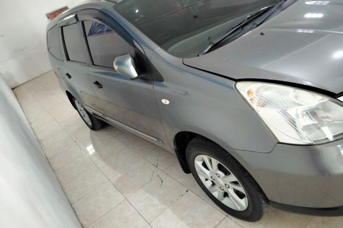 Old 2011 Nissan Grand Livina 1.5 SV MT