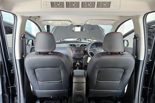 Used 2023 Wuling Confero S 1.5 C