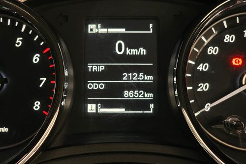 Used 2023 Wuling Confero S 1.5 C