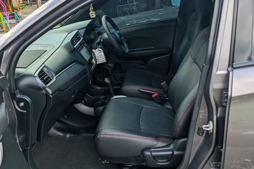 Second hand 2016 Honda Brio RS CVT 