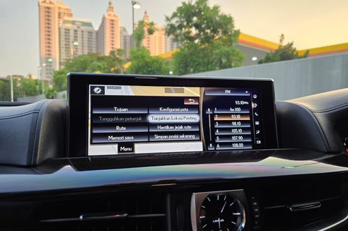 2016 Lexus LX 570 LUX AT bekas