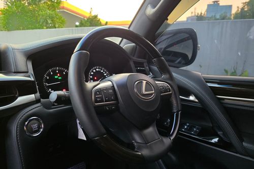 2016 Lexus LX 570 LUX AT bekas
