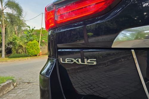 2016 Lexus LX 570 LUX AT bekas