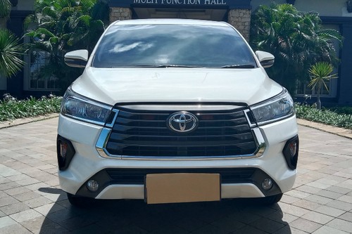2021 Toyota Kijang Innova REBORN 2.0 V AT LUX bekas